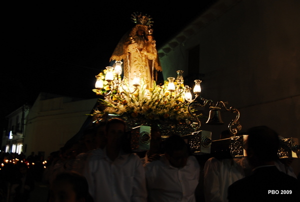 041-diadelacruz2009_0425.jpg